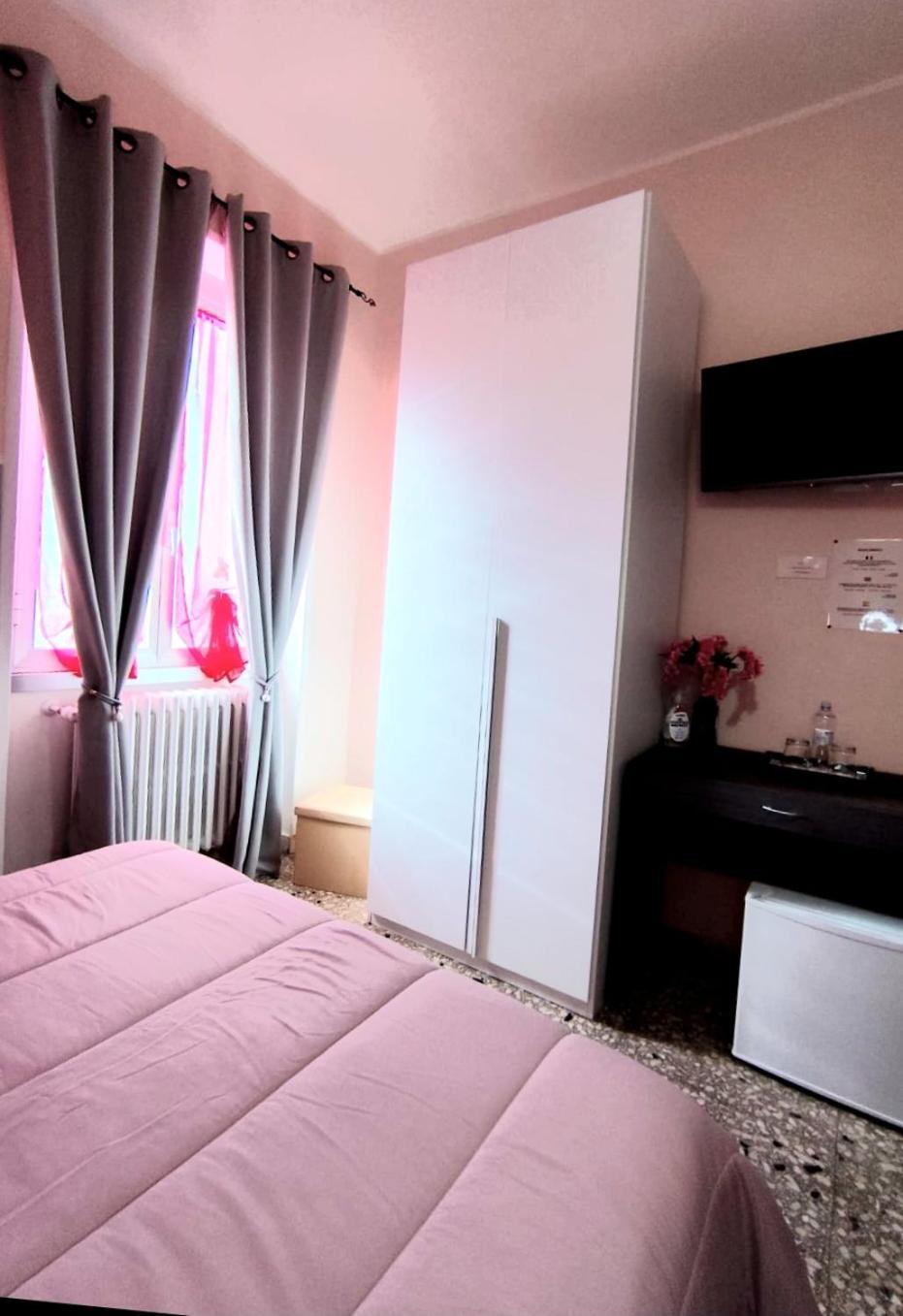 Bed And Breakfast Mamma Giuliana Rome Exterior photo