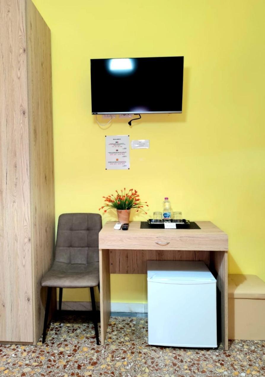 Bed And Breakfast Mamma Giuliana Rome Exterior photo
